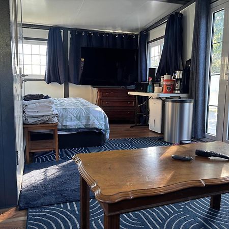 Mini House Oasis Hotel Miami Springs ภายนอก รูปภาพ