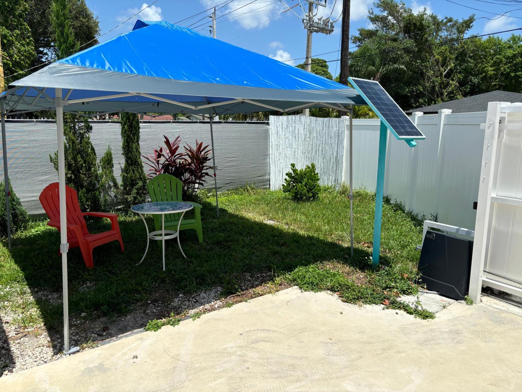 Mini House Oasis Hotel Miami Springs ภายนอก รูปภาพ