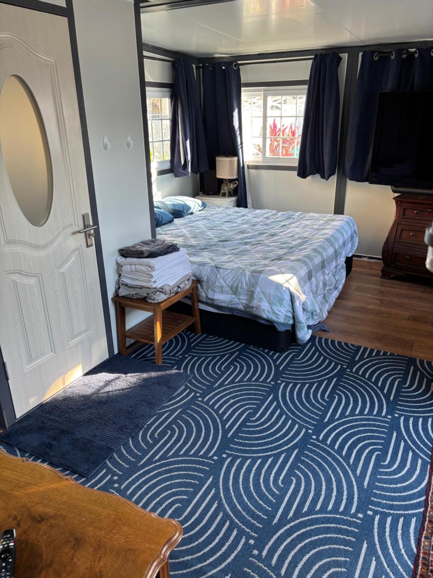 Mini House Oasis Hotel Miami Springs ภายนอก รูปภาพ
